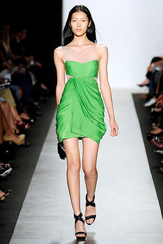 Robe en soie vert pomme BCBG Max Azria été 2010