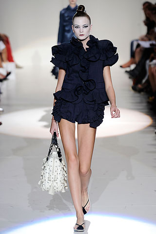 Robe courte Marc Jacobs, collection femme printemps été 2010.