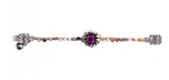 Le bracelet Salome de Shourouk