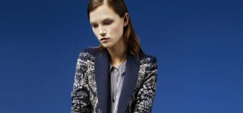 Un blazer imprimé foulard Zara collection Printemps-Été 2012