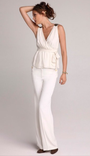 Top blanc à rabat pantalon patte d'élephant blanc collection automne hiver 2010 2011 mode femme 1.2.3