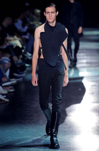 Collection homme Printemps-été 2011 Ann Demeulemeester