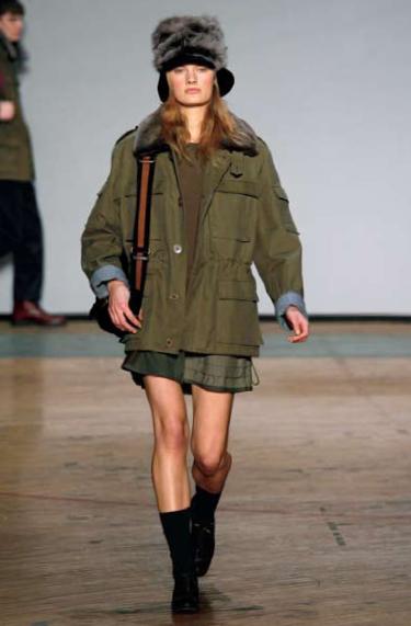 Veste militaire kaki robe courte jersey Marc by Marc Jacobs collection automne hiver