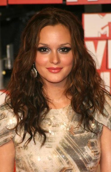 Smoky eyes ou yeux charbonneux maquillage été 2011 Leighton Meester 