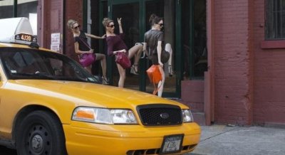 Longchamp fait danser les filles !