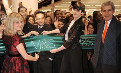 Twiggy et la famille Marks & Spencer, une collaboration sous les meilleures auspices !