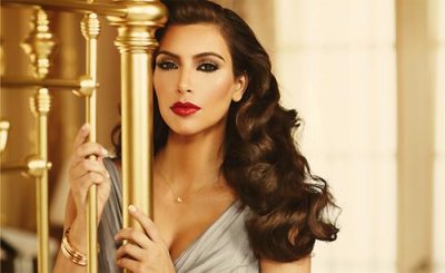 Kim Kardashian glamour pour « True Reflection »
