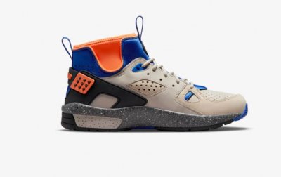 Sneaker Nike ACG Air Mowabb OG Rattan Birch