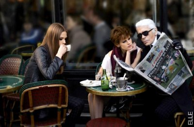 Karl Lagerfled s'informe sur le sport