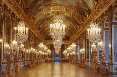 Château de Versailles : Kim et Kanye rêvent d’y organiser leur mariage