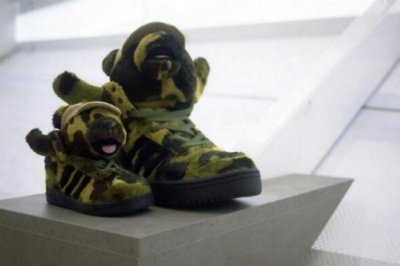 Sneakers Teddy Bear Camo Jeremy Scott pour Adidas Originals
