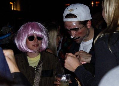 Robert Pattinson et Kristen Stewart, méconnaissables pour Halloween !