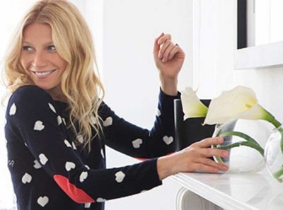 Gwyneth Paltrow, avec un pull de sa création !