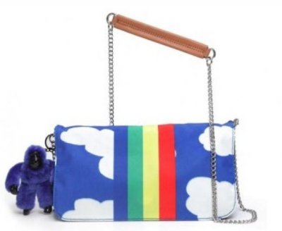 Le sac baguette de la marque Kipling par Jean-Charles de Castelbajac