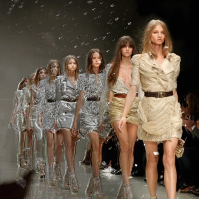 Défilé en 3D pour la nouvelle collection Burberry Automne-Hiver 2010 2011