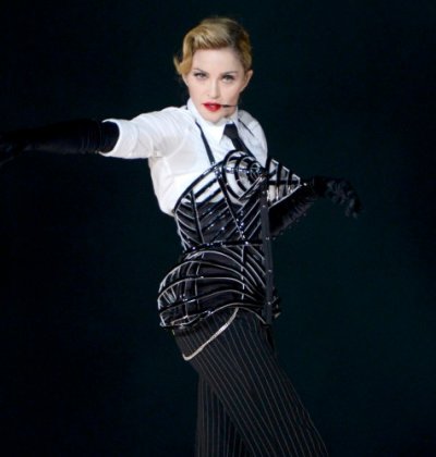 Madonna débute sa « MDNA World Tour »
