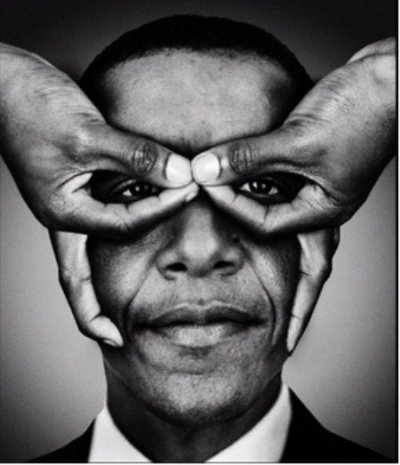 Le président Barak Obama porte des lunettes hype pour la marque Hype Means Nothing