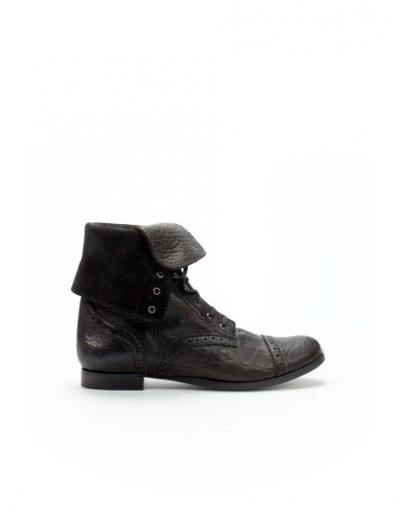 Bottines plates militaires Zara collection chaussures 2010 2011 hiver