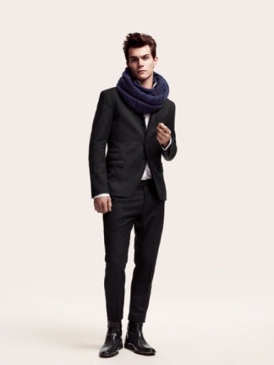 Costume cintré noir boots noires vernies homme collection automne hiver 2010 2011 H&M