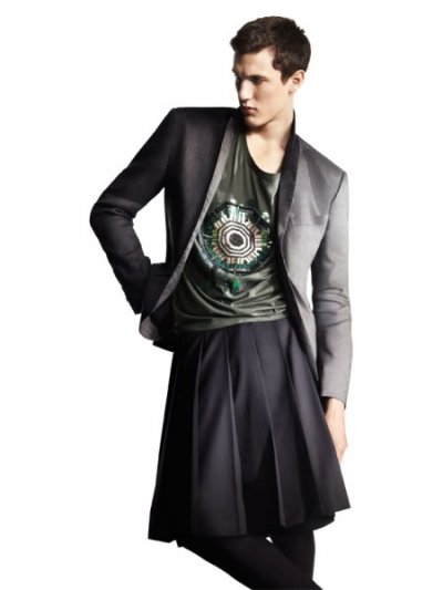 Veste de costume grise et kilt H&M homme été 2010