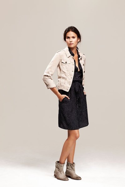 Robe chemise imprimé pois, blouson jean, bottine perforée IKKS Women collection printemps-été 2011