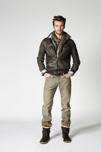 Blouson cuir et jean IKKS collection automne hiver 2010-2011