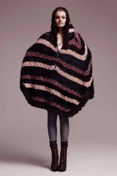 Poncho collection femme H&M Automne-Hiver 2010-2011