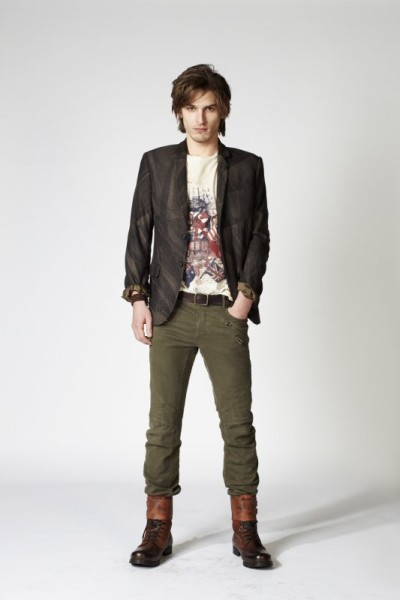 Tee shirt, veste et pantalon vert IKKS collection automne hiver 2010-2011