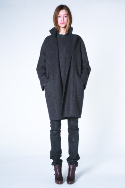 Jean slim coton style cuir et low boots Vanessa Bruno