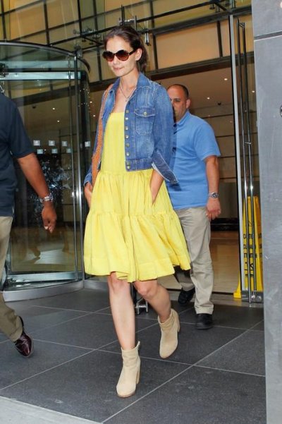 Le look casual de Katie Holmes avec ses bottines