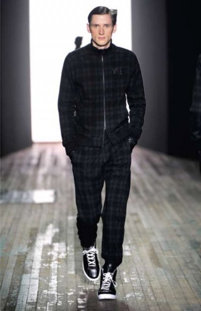 Ensemble damier homme Yohji Yamamoto collection automne hiver 2010-2011