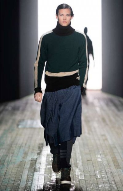 Kilt homme et pull Yohji Yamamoto collection automne hiver 2010-2011