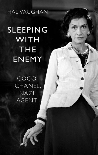 La couverture de la biographie de Coco Chanel