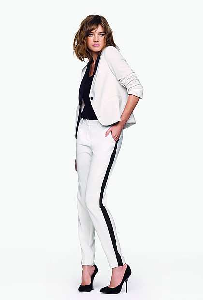 Pantalon de smoking blanc à bandes noires avec veste blanche et top noir Etam Printemps-Été-2012