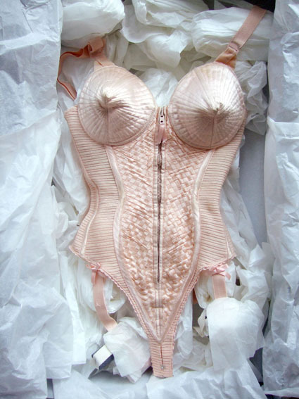 Le corset de Madonna dessiné par Jean-Paul Gaultier