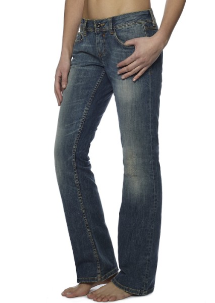 Jeans bootcut pour femme ligne Rema de Firetrap collection printemps-été 2011