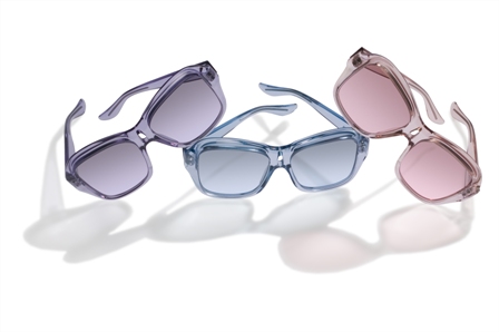 Lunettes de soleil bleu violet rose en résine translucide Kenzo Solaire printemps-été 2011