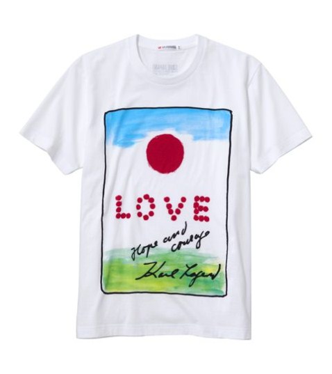 Karl Lagerfeld dessine une aquarelle pour les rescapés du seisme du Japon sur un tee shirt Uniqlo 2011