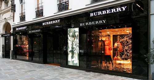 La nouvelle boutique de Burberry rue St Honoré