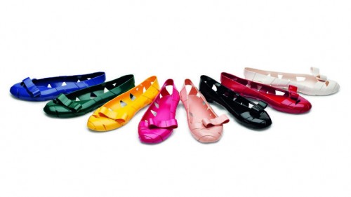 Ballerines en plastiques Moschino-Kartell été 2010