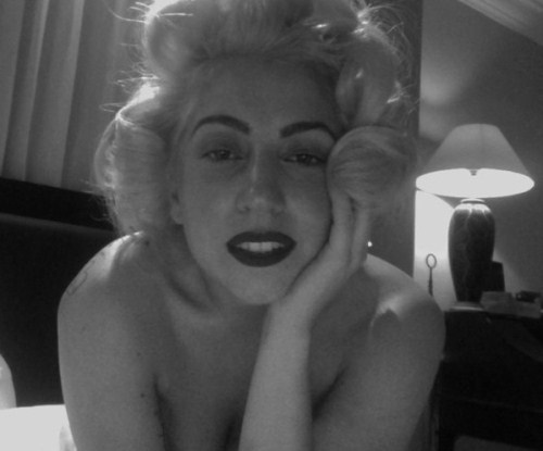 Lady Gaga rend hommage à Marilyn Monroe