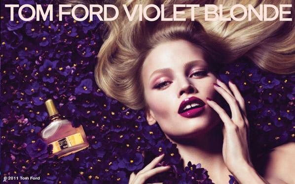 Lara Stone et le parfum Violet Blonde de Tom Ford