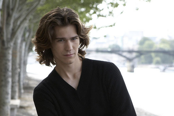 Amaury Vassili