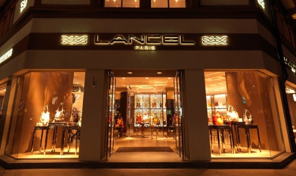La devanture de la boutique Lancel à Shanghaï