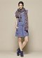 Robe chemise bleue à plis creux 
