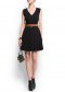 Robe à jupe plissée et col en V