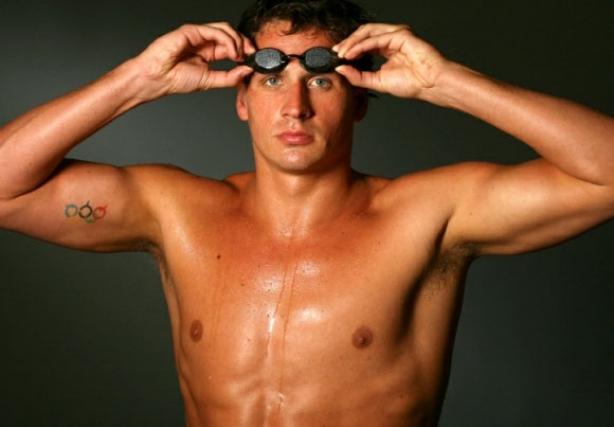 Ryan Lochte, un nageur américain au torse bien musclé !