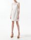 Robe blanche avec imprimé serpent 