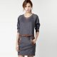 Robe courte avec détails en cuir